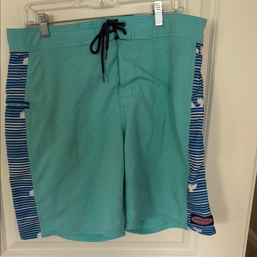 Vineyard vines Men's Aqua and Blue Striped Swim Shorts